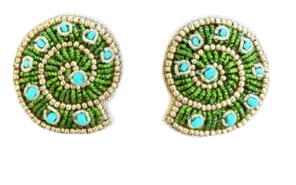 WOOMEN'S CLOTHING AND ACCESSORIES